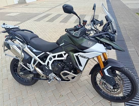 TRIUMPH TIGER 900 RALLY PRO TRIUMPH TIGER 900 RALLY PRO